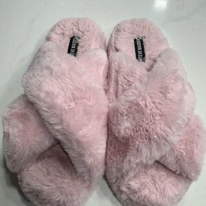 Steve Madden Blush Furry Women's Slippers